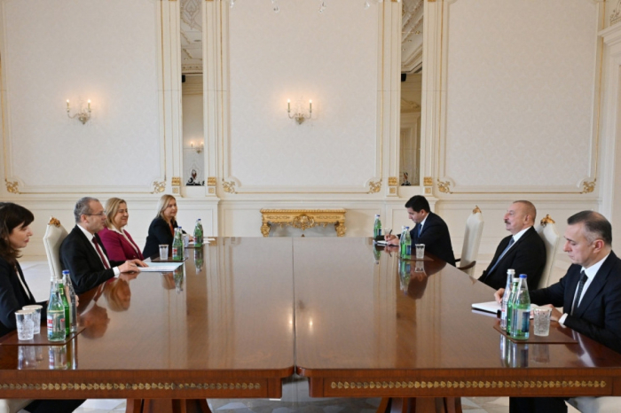   Presidente Ilham Aliyev recibe al Director Regional de la OMS para Europa  