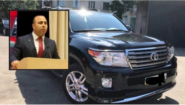    18 bal cəriməsi olan vəzifəli şəxs “Land Cruiser”lə qırmızı işıqda keçdi   