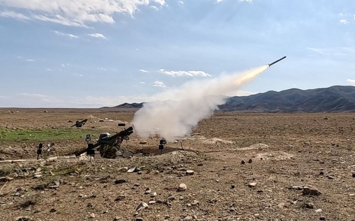    Komando bölmələri döyüş atışlı məşğələlərə başladı   