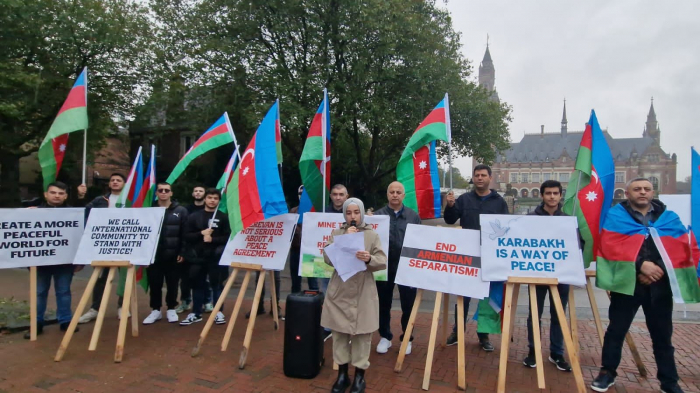 Azerbaijanis hold rally in front of International Court of Justice