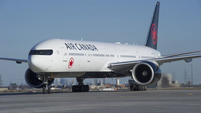    Toronto-Dehli reysini yerinə yetirən təyyarə Bakı hava limanına eniş edib     
