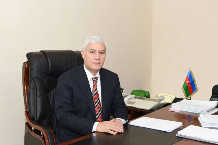      PA rəsmisi:  "Vətəndaşların müraciətlərinə operativ baxılır"   