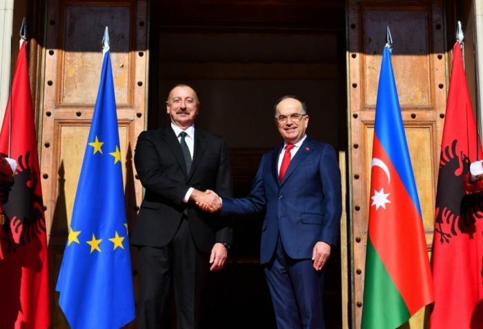   Presidente Ilham Aliyev envía una carta de felicitación a su homólogo de Albania  