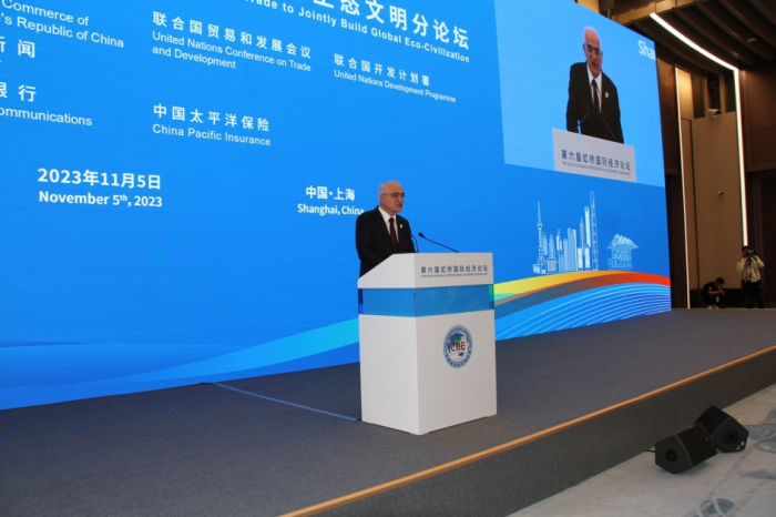 El papel de puente entre Europa y Asia permite a Azerbaiyán desarrollar el “comercio verde”