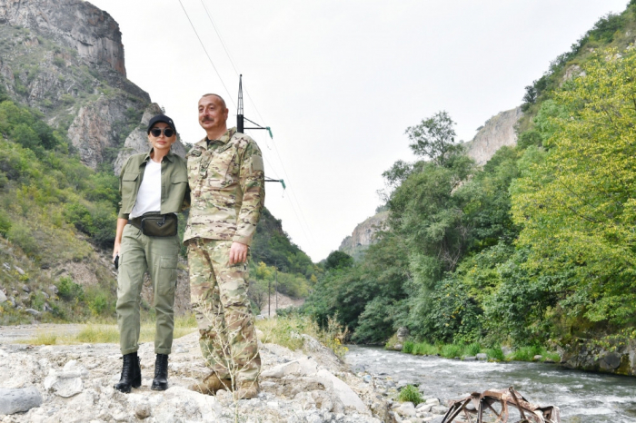 President Ilham Aliyev, First Lady Mehriban Aliyeva visit Vangli village in Kalbajar