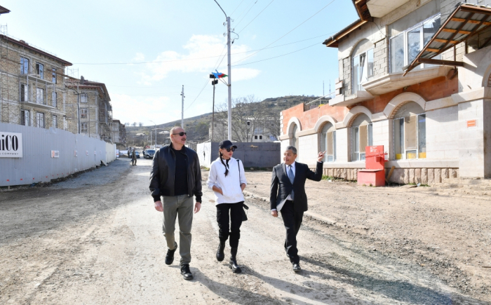  Déplacement du président Ilham Aliyev et de la première dame à Choucha - Mise à Jour - PHOTOS