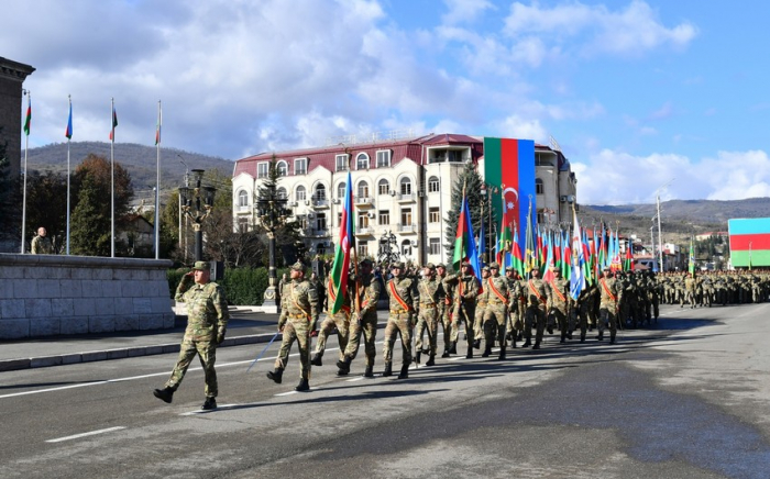  Generalstabschef der aserbaidschanischen Armee leitete die Chankendi-Parade  - FOTOS  