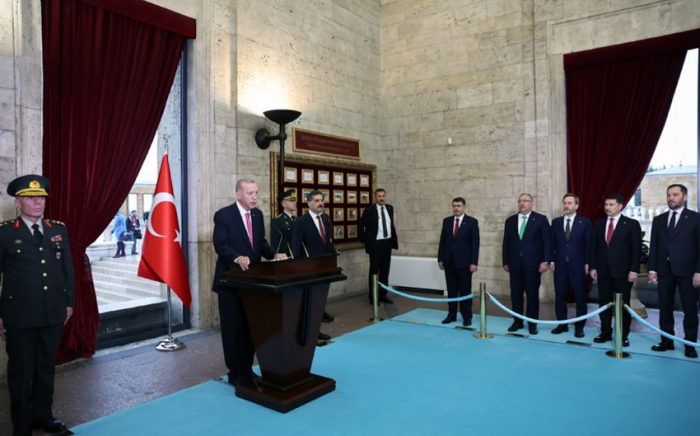     Erdogan:   „Keine Macht wird ein Hindernis für den Aufbau des Jahrhunderts der Türkei und das Erreichen unserer Ziele sein“  