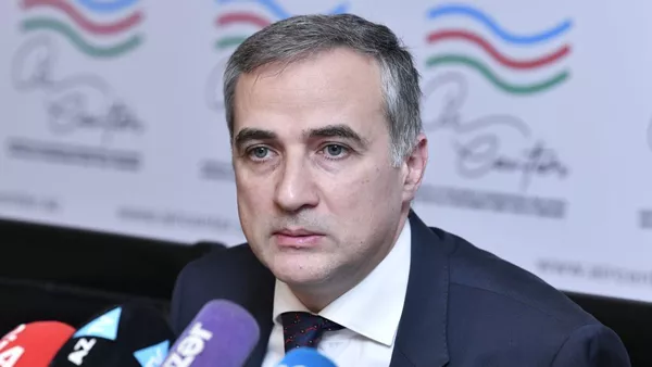    Fərid Şəfiyev:    "Ermənistan Rusiya iqtisadiyyatından çox asılıdır"