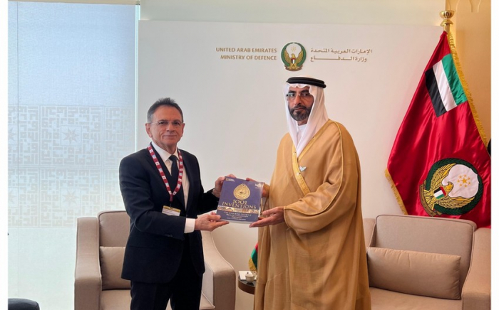  Azerbaijani minister of defense industry holds meetings on sidelines of Dubai Airshow-2023 exhibition 