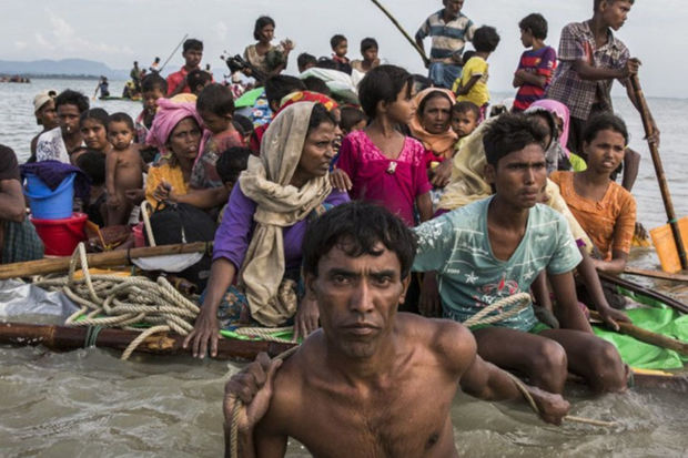    Bir günə    2 min qaçqın    Myanmadan Hindistana keçib  
   