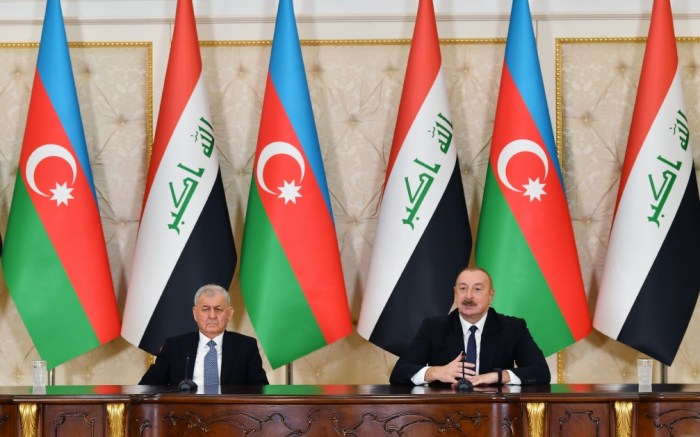   Präsidenten von Aserbaidschan und Irak geben Presseerklärungen ab  