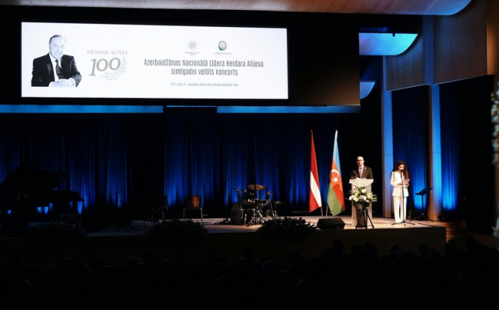    Latviyada Heydər Əliyevin 100 illiyinə həsr olunmuş təntənəli konsert keçirilib  
   