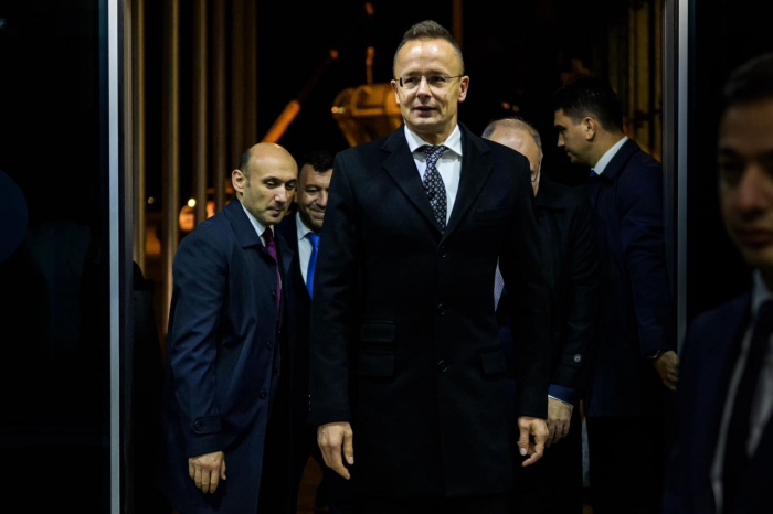  Hungarian Foreign Minister arrives in Azerbaijan 