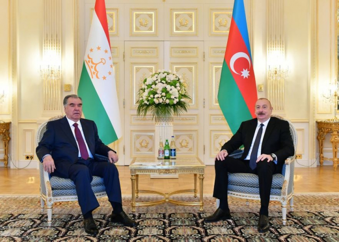  Presidents of Azerbaijan and Tajikistan meet in Baku 