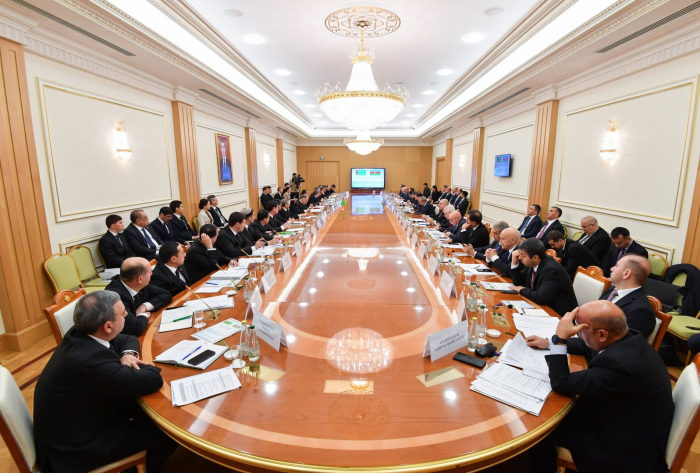  Aserbaidschan und Turkmenistan diskutieren Perspektiven für eine Zusammenarbeit im Energiesektor  