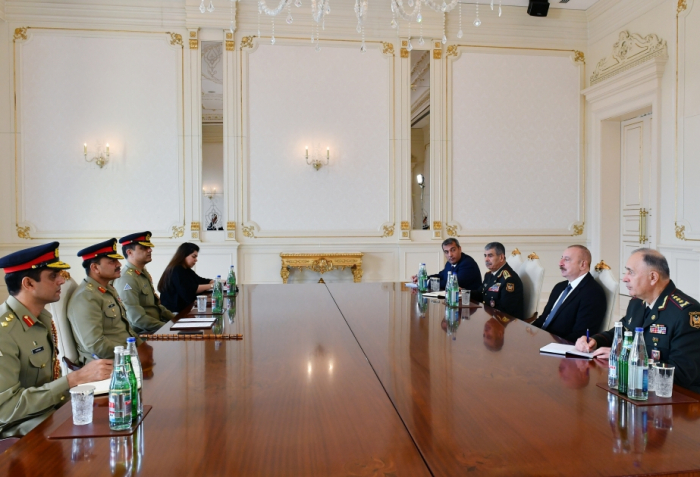  President Ilham Aliyev receives Chief of Pakıstan’s Army Staff 