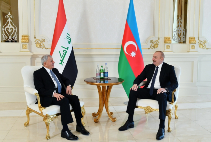  Azerbaijani and Iraqi Presidents hold one-on-one meeting  