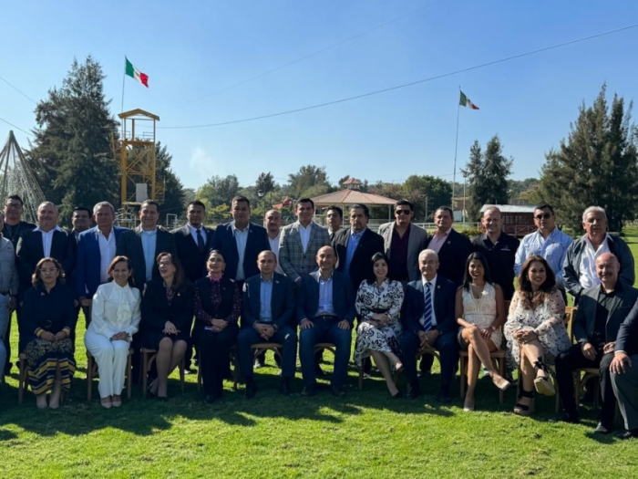 Azerbaijani MPs pay working visit to Mexico 