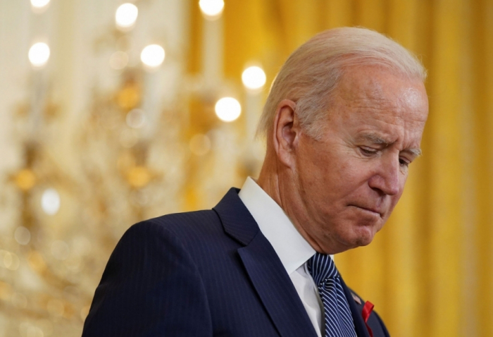  Biden falls to record-low 27% approval among independents 