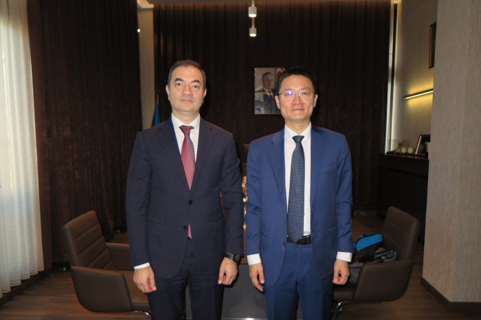 Azərbaycanla "Huawei" arasında əməkdaşlıq müzakirə edilib