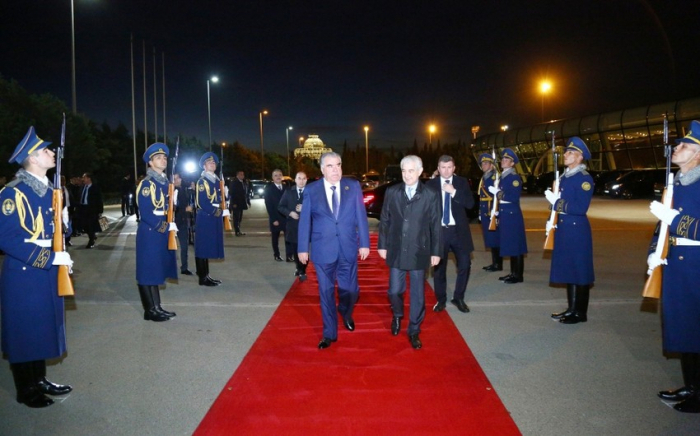  Finalizó la visita de los presidentes de Kazajstán y Tayikistán a Azerbaiyán 