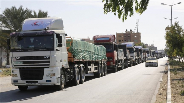 200 camions chargés d