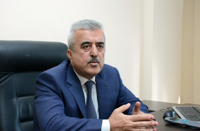    “Pensiyadayam, memuarlarımı yazıram” -    Etibar Məmmədov     
   