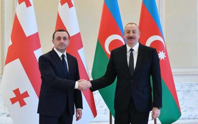  Ilham Aliyev se reunió con el Primer Ministro de Georgia 