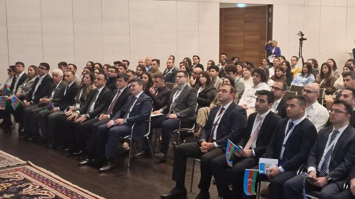 Almaniyadakı azərbaycanlı həkimlərin II Forumu başlayıb