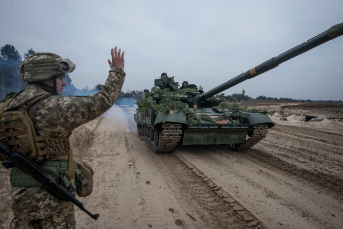 Polşa tank əleyhinə sursat istehsalını artırır