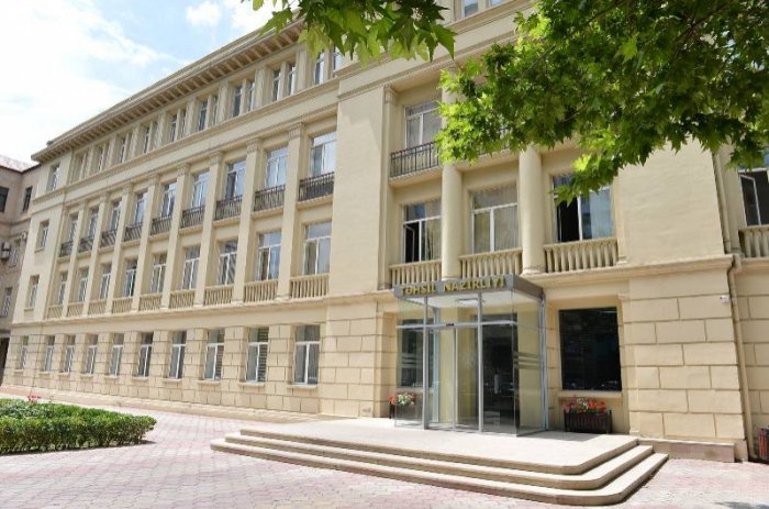    E-jurnal və e-gündəlik tətbiq edilən təhsil müəssisələrinin sayı açıqlanıb   