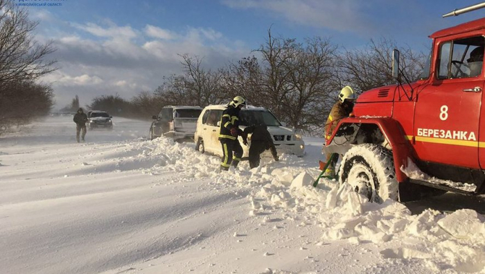 Des tempêtes de neige font dix morts en Ukraine