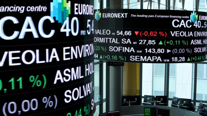 La Bourse de Paris recule après un record