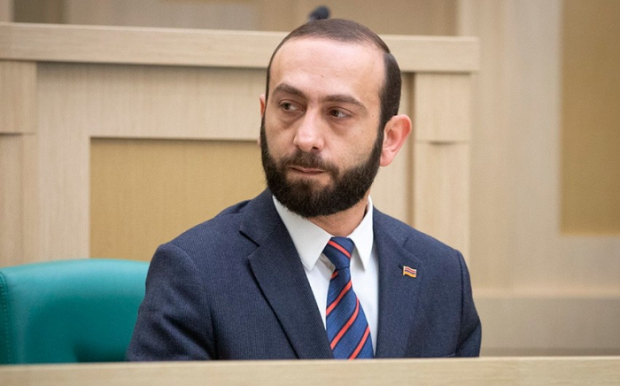     Ararat Mirzoyan:   „Wir sind bereit, uns mit Aserbaidschan zu treffen, um das Friedensabkommen abzuschließen“  