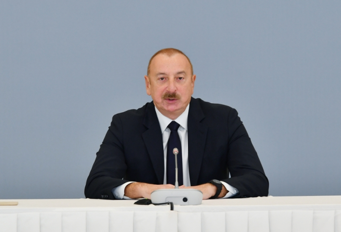     Präsident Ilham Aliyev:   Wir haben immer noch gehofft, dass wir Kontakte mit Vertretern der Karabach-Armenier knüpfen können  