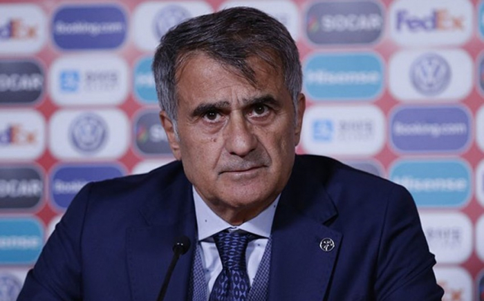     Senol Gunesch:   „Ich bin stolz, für die aserbaidschanische Nationalmannschaft zu arbeiten“  