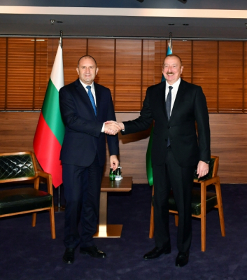  El Presidente de Azerbaiyán se reúne cara a cara con el Presidente de Bulgaria 