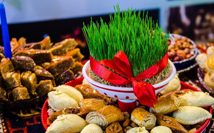    Gələn il Novruz bayramında 7 gün ardıcıl iş olmayacaq  
   