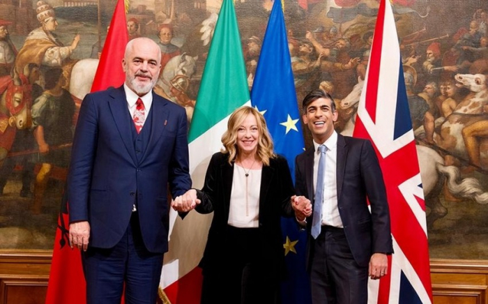   Ministerpräsidenten Italiens, Großbritanniens und Albaniens diskutierten über das europäische Migrationsproblem  