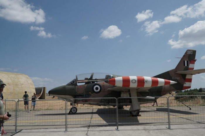 Yunanıstanda təlim təyyarəsi qəzaya uğrayıb, pilot ölüb