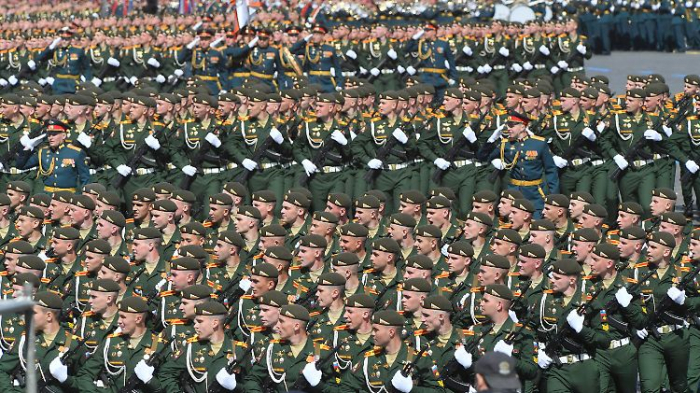   Im russischen Militär dienen mehr als 640.000 Zeitsoldaten  