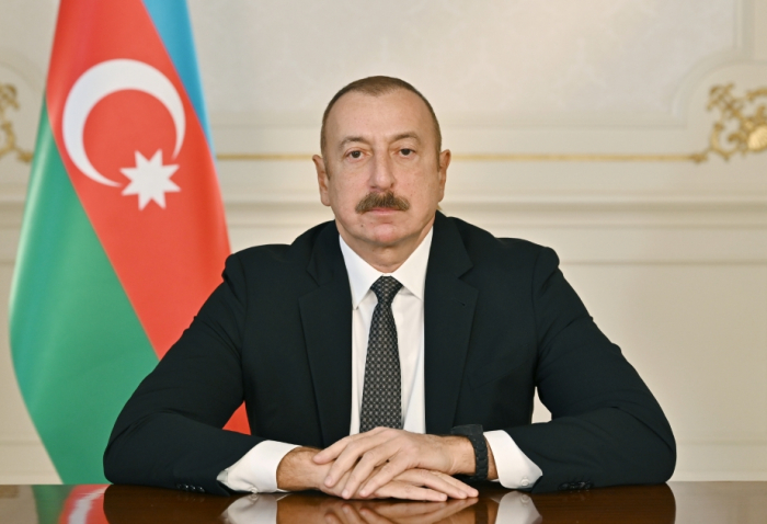  President Ilham Aliyev congratulates his Serbian counterpart 