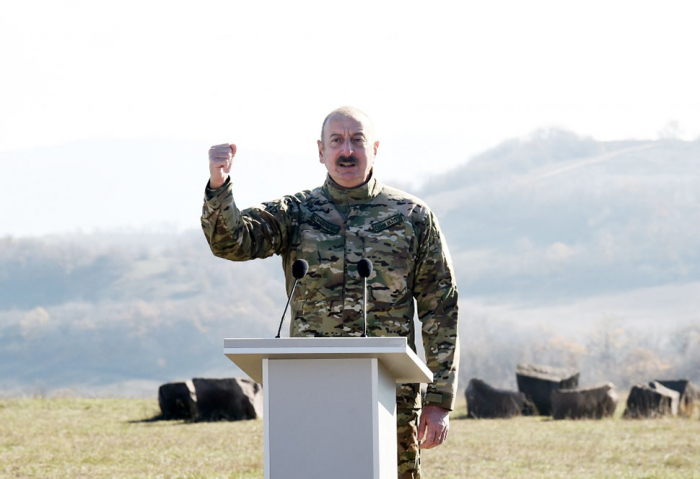  İlham Əliyev Şuşada tikinti-bərpa işləri ilə tanış oldu  