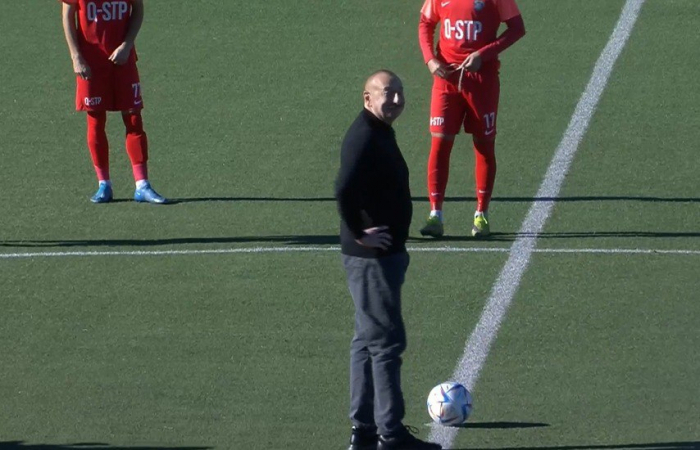  El Presidente Ilham Aliyev marcó el primer gol del partido en Khankendi 