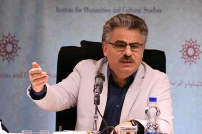       İranlı sosioloq:    “Hakimiyyət sosial gerçəkliklərlə razılaşmır”   