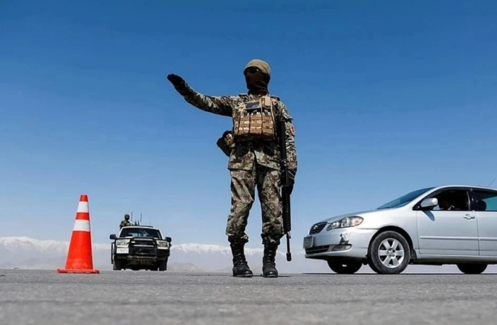    Terrorçular şam ağacının altına bomba qoydular    