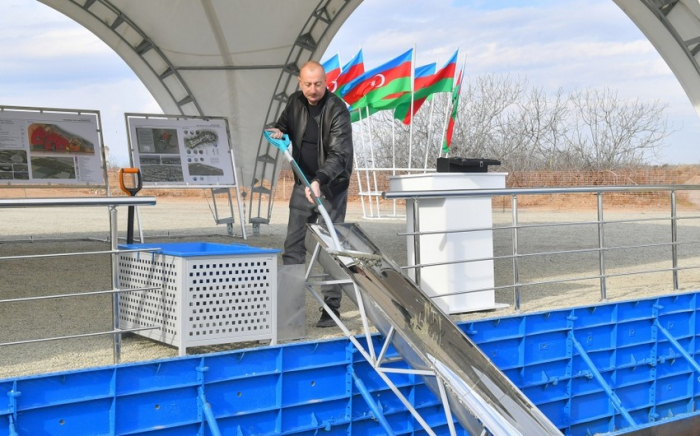  Ilham Aliyev participó en la ceremonia de inauguración de Bas Garvand 