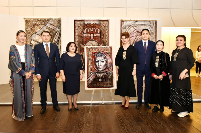 Heydar Aliyev Center hosts Kazakh artists’ exhibition and gala-concert