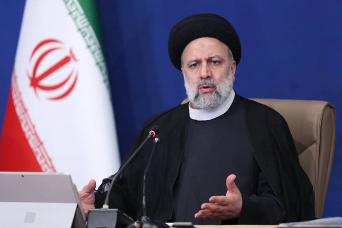       Rəisi:    İran elitası  daha çox pul üçün mühacirət edir   